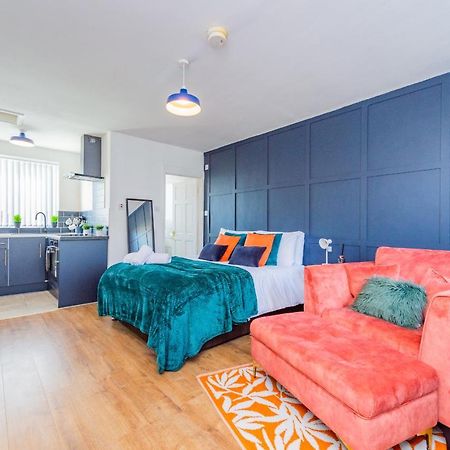 Studio Annexe By Papermill, Deeside - En-Suite, Heswall Eksteriør bilde