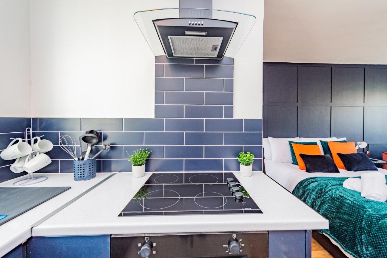 Studio Annexe By Papermill, Deeside - En-Suite, Heswall Eksteriør bilde
