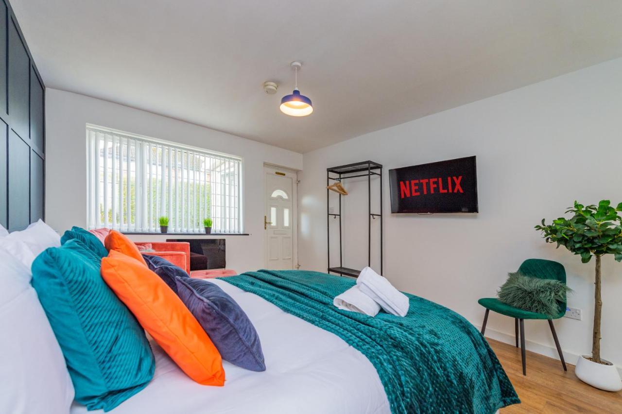 Studio Annexe By Papermill, Deeside - En-Suite, Heswall Eksteriør bilde