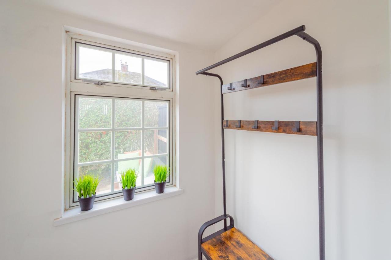 Studio Annexe By Papermill, Deeside - En-Suite, Heswall Eksteriør bilde