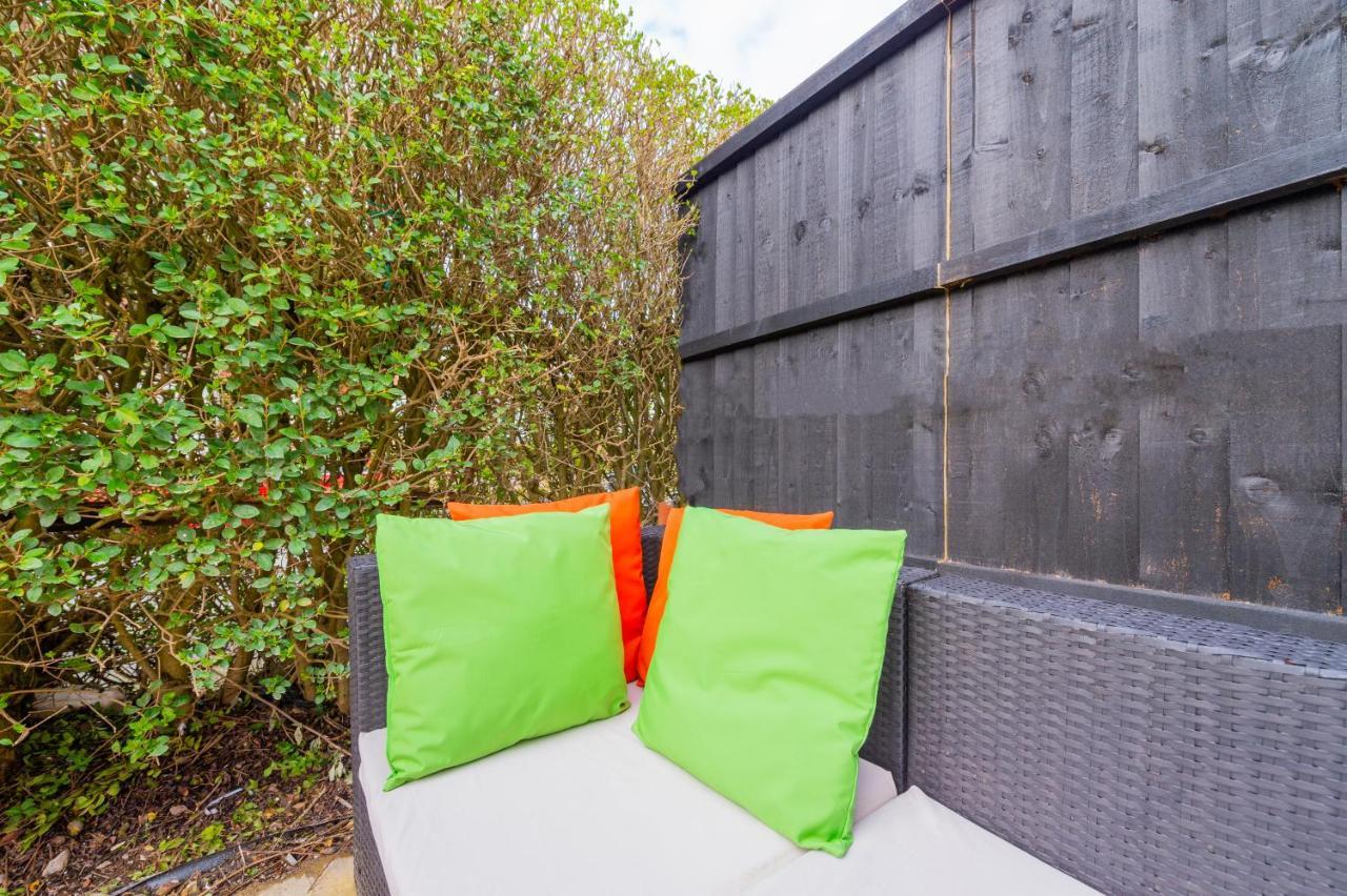 Studio Annexe By Papermill, Deeside - En-Suite, Heswall Eksteriør bilde